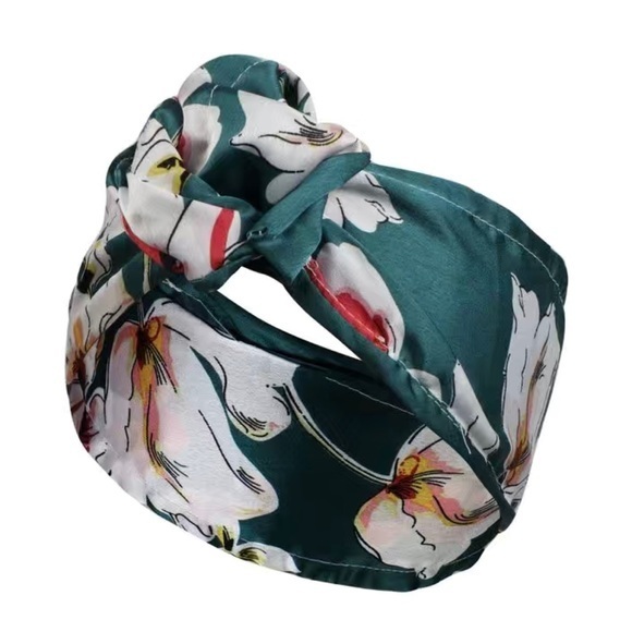 Boutique Accessories - Women’s Wired Rim Green Top Knot Headband